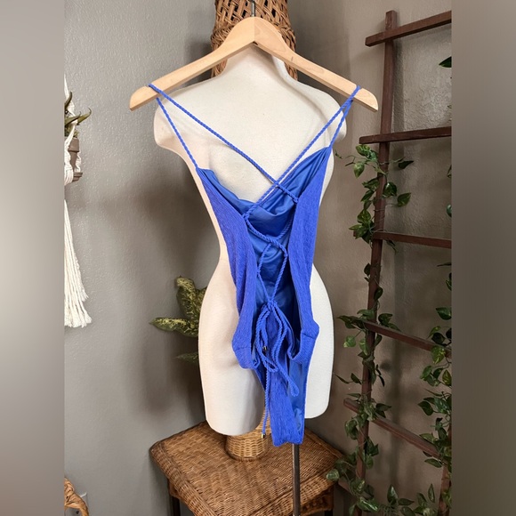 ▪️Agua Bendita Kali Antiq One Piece Swimsuit L - Picture 6 of 9